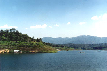 บรรยากาศของปากนายในเวลากลางวันเย็นสบาย