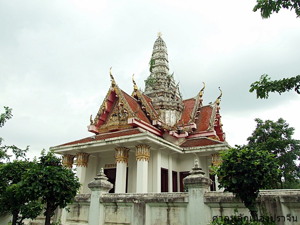 ขอพรสิ่งศักสิทธิ์ ศาลหลักเมืองปราจีนบุรีครับ