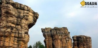 มอหินขาว “สโตนเฮนจ์ เมืองไทย” มหัศจรรย์แห่งธรรมชาติ