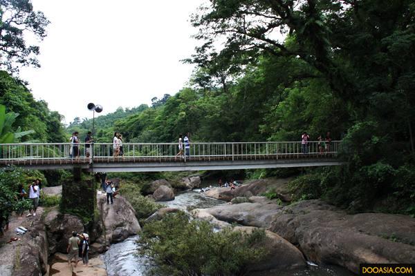 nangrong-waterfall (21)