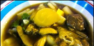 ร้านก๋วยจั๊บน้ำข้น อนุสาวรีย์ชัยสมรภูมิ