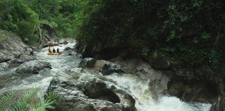 ล่องแก่งแม่กลอง