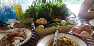 ขนมจีนเจ๊มุ้