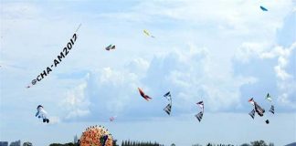 งานว่าวไทยและว่าวนานาชาติครั้งที่ 12 (CHA AM Kite Fest)