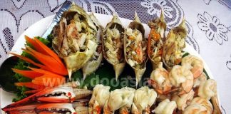 หาดแสงจันทร์ ซีฟู้ด ร้านเด็ดเมืองระยอง