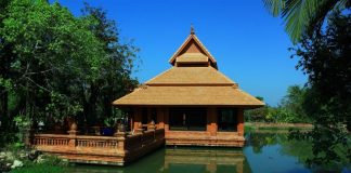 สวนไม้ไทยบ้านพ่อเลี้ยงหมื่น จ.ลำพูน