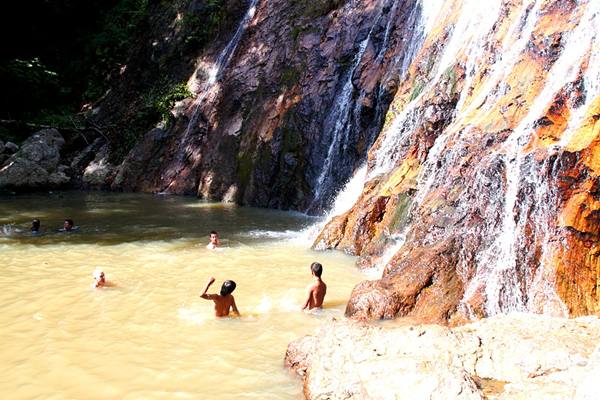 samui-waterfall (10)