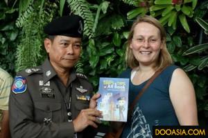 Thailand Tourist Trips and Tips AR Book (7)