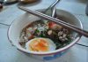 ก๋วยเตี๋ยวไข่ คุณแหม่ม เจ้าดังแห่งราชบุรี